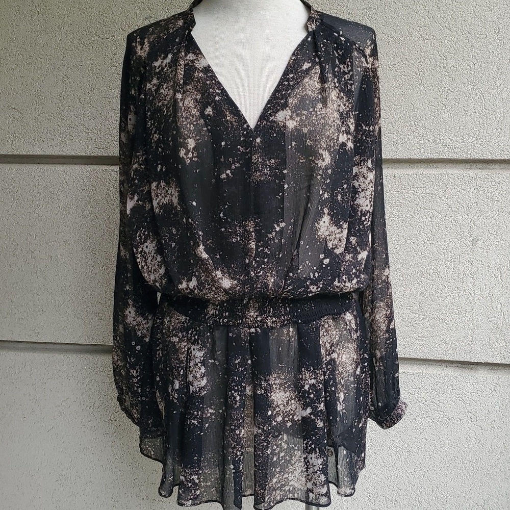 JACOB- SHEER LONG SLEEVE BLOUSE